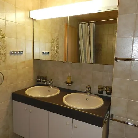 Hornflue - Baumann Appartement-fewo- Dusche Oder Bad- Wc 4-bettwohnung By Interhome * Gstaad